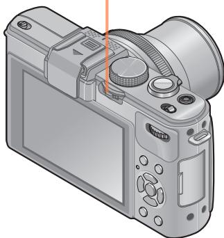 PANASONIC LUMIX DMC-LX7 - Ajustez la mise au point à l'aide de la commande [ND/FOCUS] - 1
