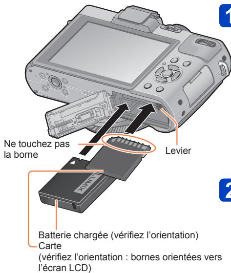 PANASONIC LUMIX DMC-LX7 - Insérer etPTRirer la carte (en option)/la batterie - 1