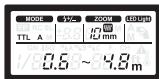 PANASONIC LUMIX DMW-FL360LGK - Dégagez le diffuseur en le glissant et placez-le sur la tete du flash. - 2