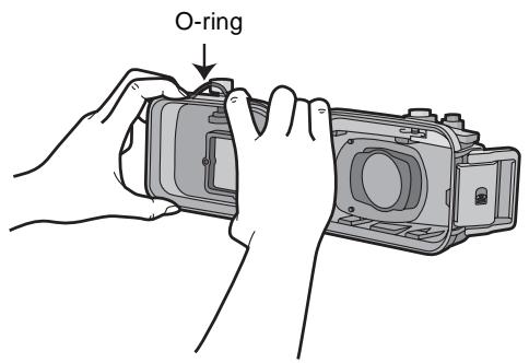 PANASONIC LUMIX DMW-MCTZ3E - Loosen the O-ring with your fingers to remove it. - 1