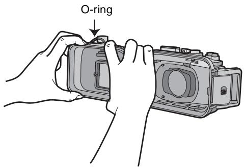 PANASONIC LUMIX DMW-MCTZ5PP - Loosen the O-ring with your fingers to remove it. - 1