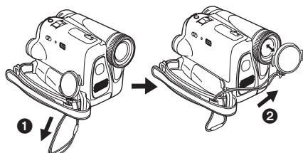 PANASONIC NV-GS17 - Mettez le protège objectif en place - 2