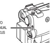 PANASONIC NV-GS22 - Stellen Sie den Schalter [AUTO/MANUAL/FOCUS] 44 auf [MANUAL]. - 2