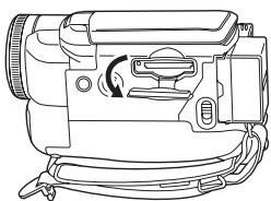 PANASONIC NV-GS280 - Een kaart plaatsen/verwijderen - 2