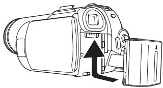 PANASONIC NV-GS80EG - Einsetzen des Akkus - 1