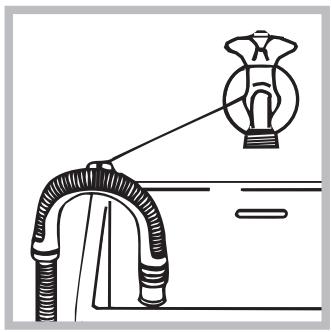 HOTPOINT-ARISTON AVTXF 149 - Raccordement du tuyau de vidange - 2