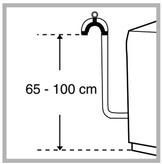 HOTPOINT-ARISTON AVTXF 149 - Connecting the drain hose - 1