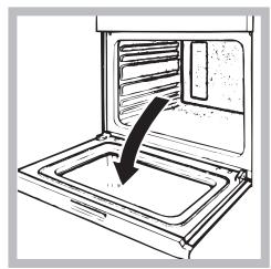 HOTPOINT-ARISTON FH 83 C IX/HA S & UT 89E JS P 0 X/HA S - Limpiar la puerta - 4