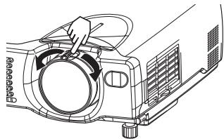 HITACHI EDS3170AT - Utiliser la bague de zoom pour ajuster la taille de l'écran - 1