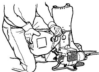 JONSERED HP 36 - CARBURANT - DEMARRAGE ET ARRÉT - 2