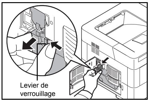 KYOCERA FS-4300DN - Remplacement du bac de récapération de toner - 2