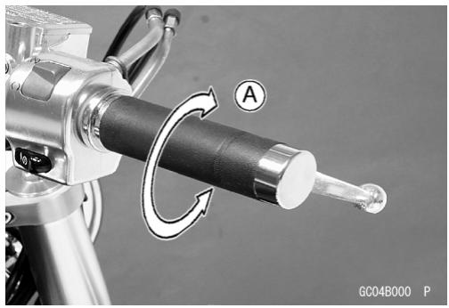 KAWASAKI VULCAN 1500 MEAN STREAK - Gasgriffspiel: Normalwert: 2-3 mm - 1