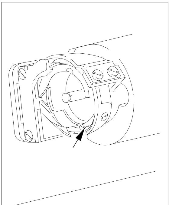PFAFF 335 - Huilage du crochet - 1