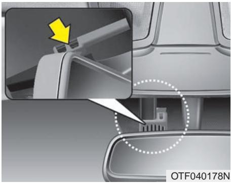 KIA OPTIMA HYBRIDE 2011 - Climatisation automatique - 1