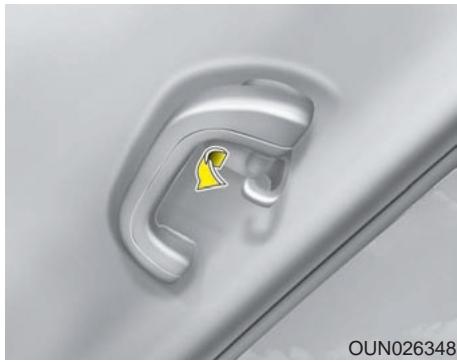 KIA RIO 2011 - A AVENTISSEMENT - 1