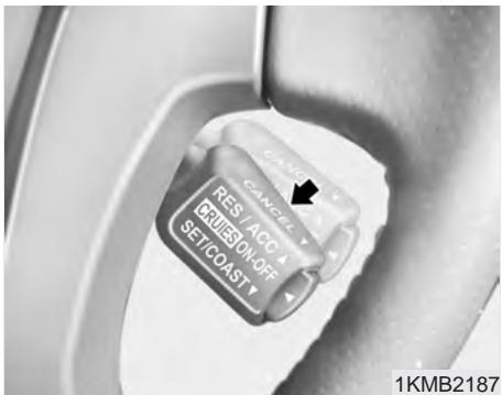 KIA SPORTAGE 2006 - Pour accélérer temporairement avec le régulateur de vitesse en fonction - 1