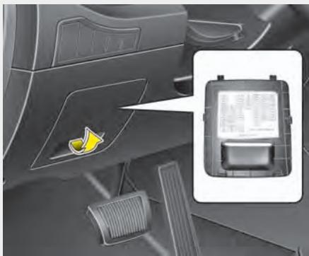 KIA SPORTAGE 2011 - Description du panneau de fusibles/relais - 1