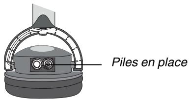 CLARION VT1010E - Installation des piles dans le casque - 1
