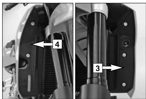 KTM 950 SUPERMOTO - Vérification du niveau de liquide de refroidissement dans le vase d'expansion - 3