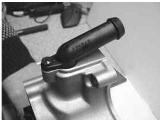 PIAGGIO MP3 500 - Vis de fixation du conduit de récapération blow-by 3-4 - 1