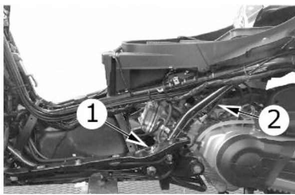 PIAGGIO MP3 500 - Installation du système de freinage - 12