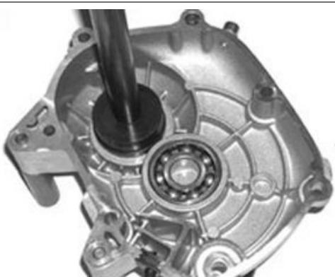 PIAGGIO MP3 500 - Montage roulement couvercle moyeu - 5