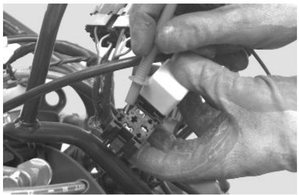 PIAGGIO MP3 500 - Contrôle circuit injecteur - 16