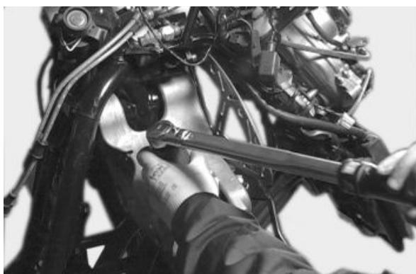PIAGGIO MP3 500 - Tubes de direction - 22