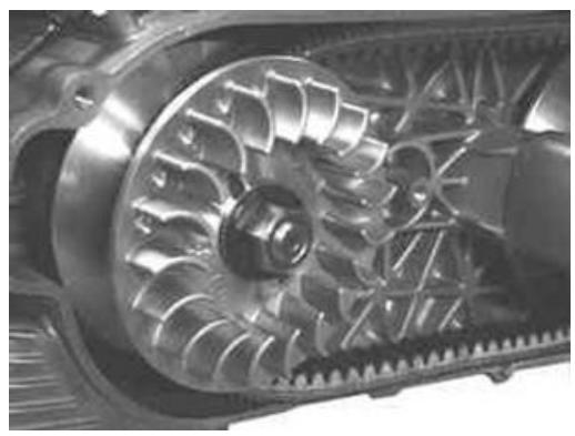 PIAGGIO MP3 500 - Montage demi-poulie motrice fixe - 4
