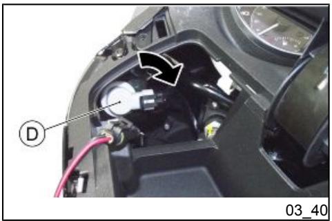 PIAGGIO X10 - Clignotants avant (03_38, 03_39, 03_40) - 2