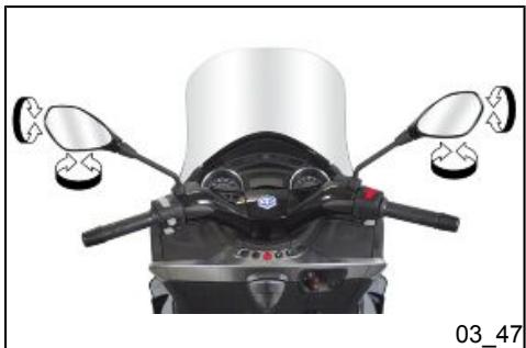 PIAGGIO X10 - Feu d'éclairage logement casque (03_46) - 1