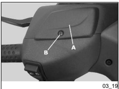 PIAGGIO X8 - Checking the brake oil level (03_18) - 1