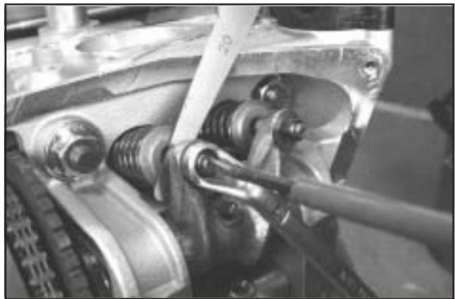 PIAGGIO X9 500 - Adjusting the play of the valves - Checking the valve gear timing - 2