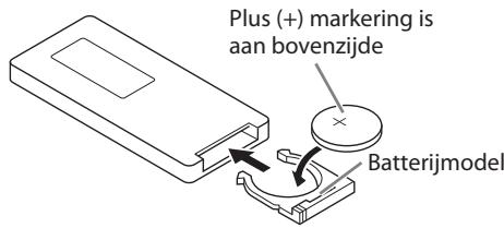 ONKYO RBX-500 - Plaats een lithium batterij op de batterijhouser en plaats de houser terug in de afstandsbediening totdatdezeki klikt. - 1