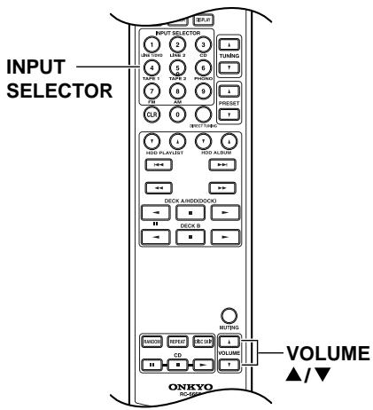ONKYO TX-8255 - Pulse el botón del selector de entrada correspondiente. - 2
