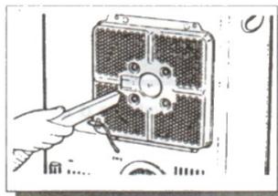 KERO COMPACT 6007 - Entretien de l'arrivee d'air CHAUD (au moins une fois par semaine) - 1