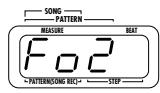 ZOOM RT123 - Tout en maintainant le pad enforcé, utilisez les boutons [VALUE +/-] pour changer la note assignée au pad. - 2