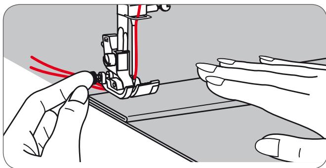 BERNINA CHICAGO 7 - Couture de tissus épais - 2