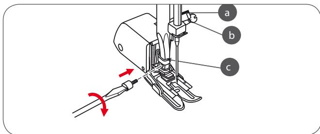 BERNINA CHICAGO 7 - Fixer le pied-de-biche d'avancement supérieur comme suit: - 4