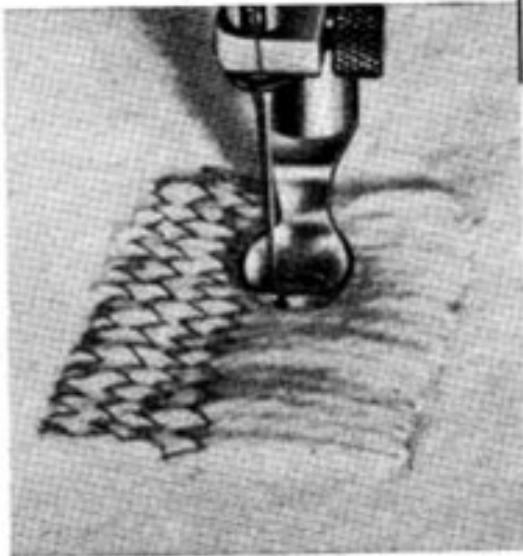 BERNINA RECORD 530, 530 - Reprisage avec de la laine - 2