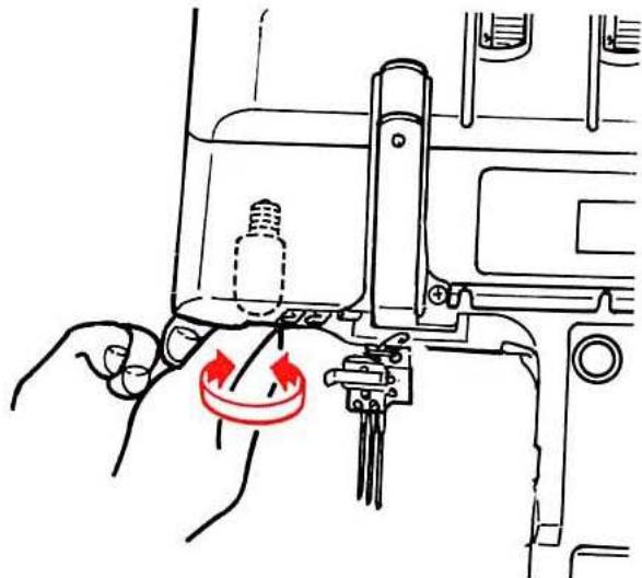 BERNINA 1300DC - Remplacement du couteau inférieur - 1
