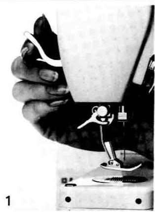 BERNINA 801 SPORT - Bringing up Lower Thread - 1