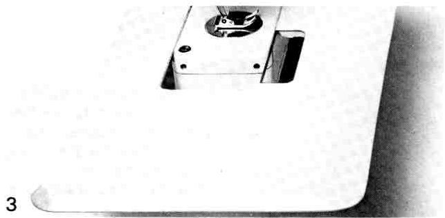 BERNINA 801 SPORT - Removal of attachment table: - 1