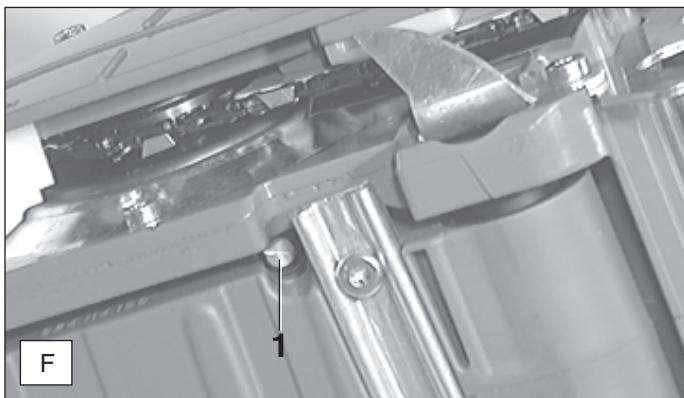 DOLMAR PS-9010 - Adjusting the chain lubrication - 1