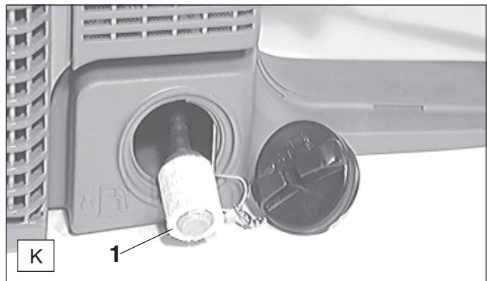 DOLMAR PS-9010 - Replacing the fuel filter - 2