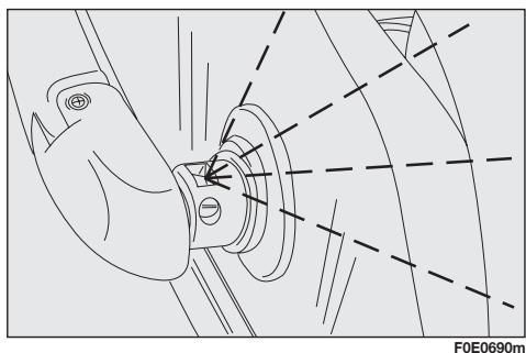 FIAT MULTIPLA 2013 - Remplacement du balai de l'essuie-lunette - 4