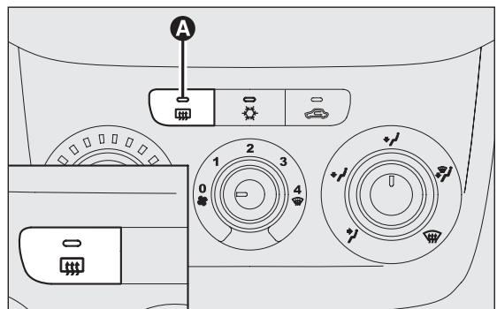 FIAT PUNTO 2013 - DéSEMBUAGE/DEGIVRAGE DE LA LUNETTE   ARRIÈRE CHAUFFANTE ET   DES RÉTROVISEURS EXTERIEURS fig. 40 - 1