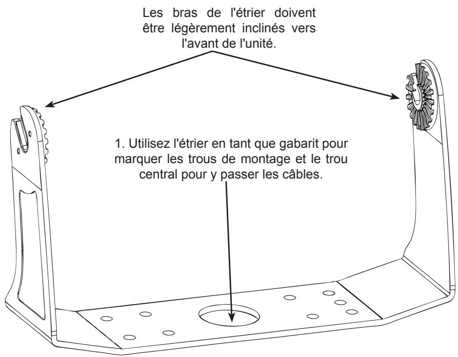 LOWRANCE HDS - Installation de l'étrier - 2