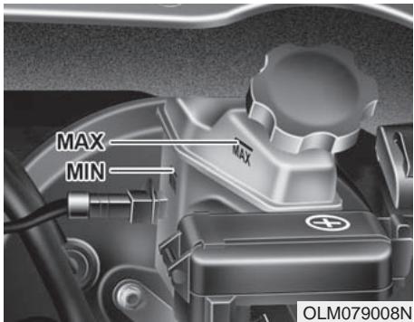 HYUNDAI IX35 2010 - LIQUIDE DE FREIN D'EMBRAYAGE - 1