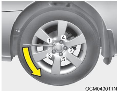 HYUNDAI IX35 2010 - - Changement de roue - 1